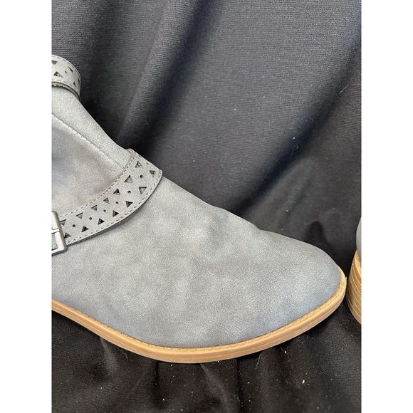 American Eagle ankle boots, grey, women's size 9.5, Pre-Owned Great Condition - Picture 4 of 16